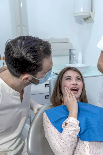Best Emergency Dental Care for Broken or Chipped Teeth in Lowell, MI